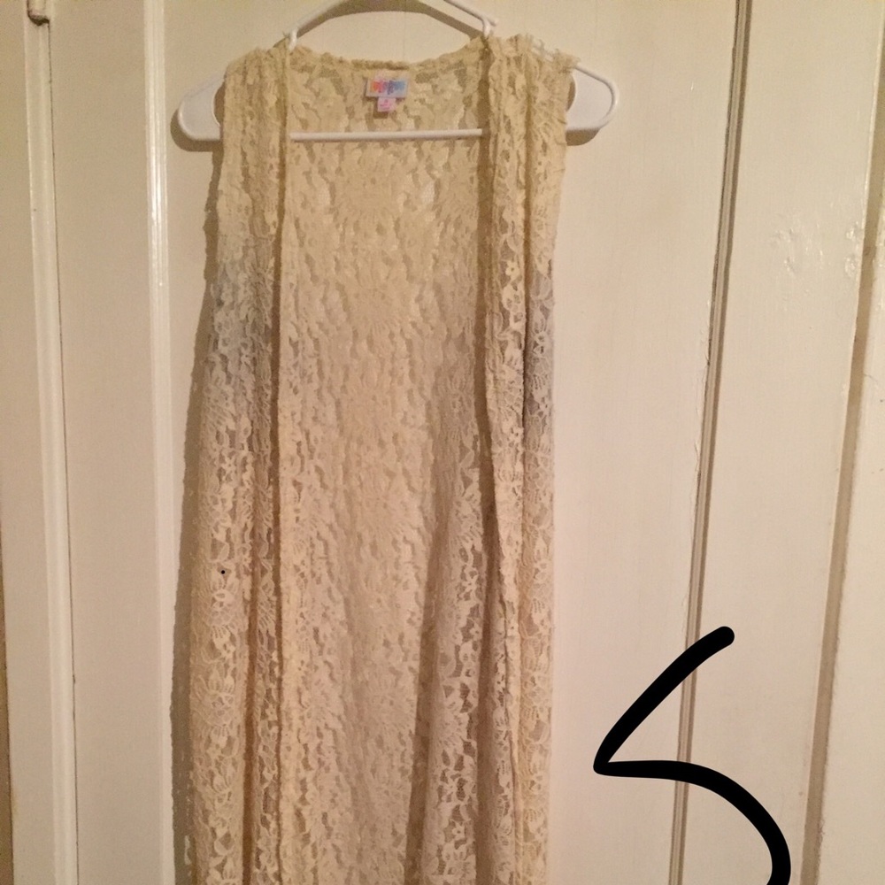 Small lace lularoe Joy (NWT)